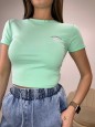 T-SHIRT CROP FEMY VERDE