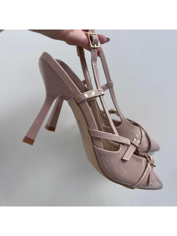 DèCOLLETè FATIMA NUDE