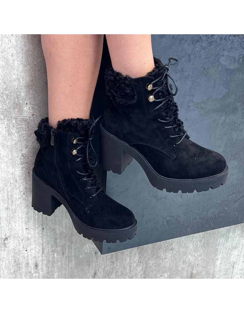 STIVALETTO STRINGATO NERO