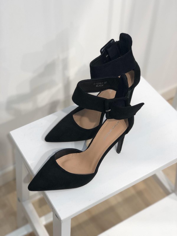 DéCOLLETé CON TACCO A SPILLO