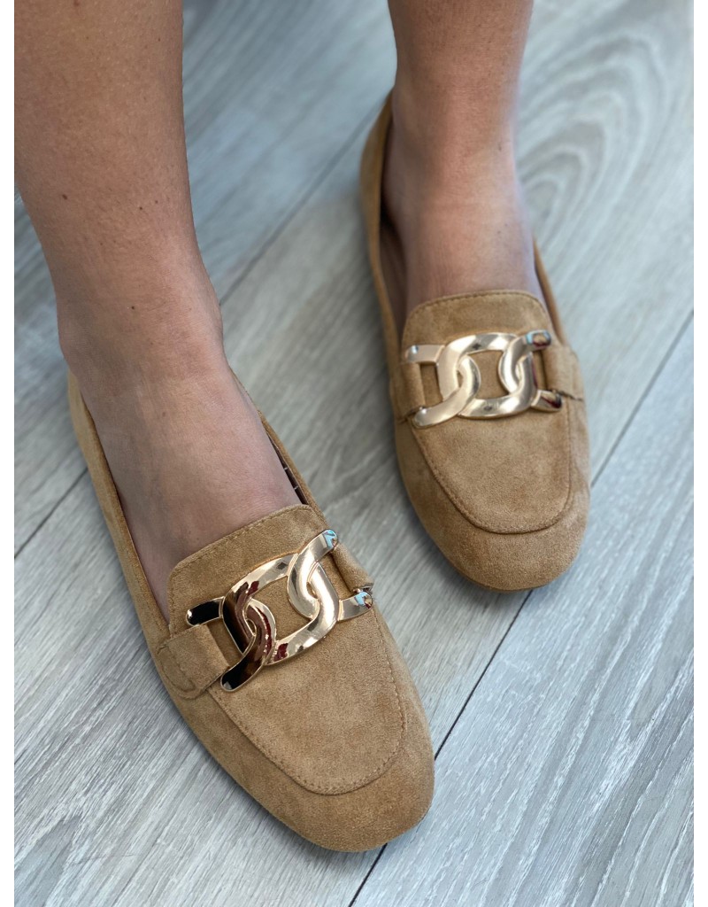 MOCASSINO CON CATENA CAMEL