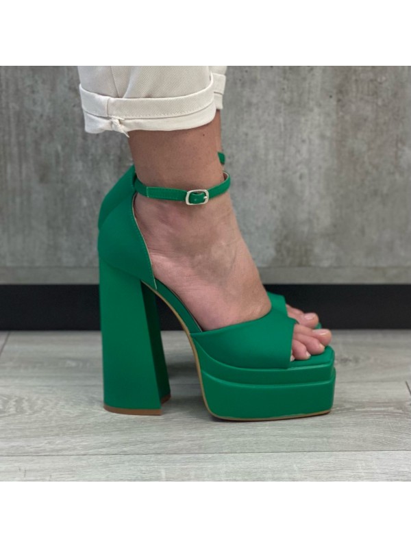 SANDALO CON PLATEAU OSLO VERDE