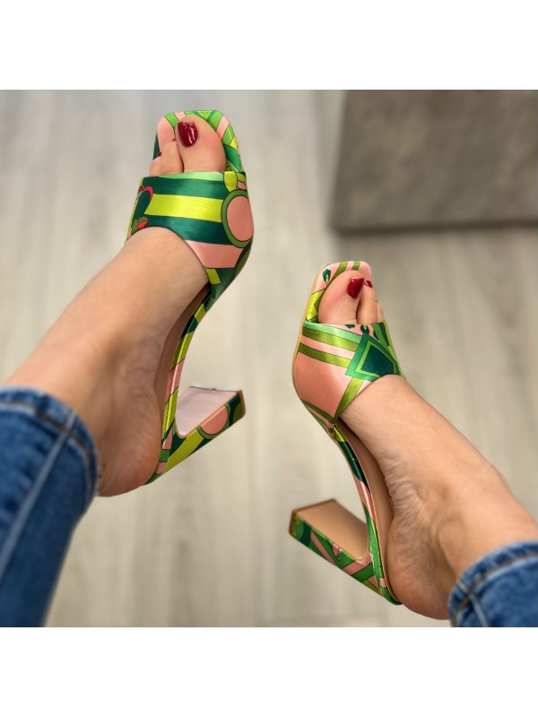 SANDALO IN RASO VERDE