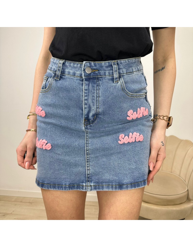 MINIGONNA IN JEANS SELFIE