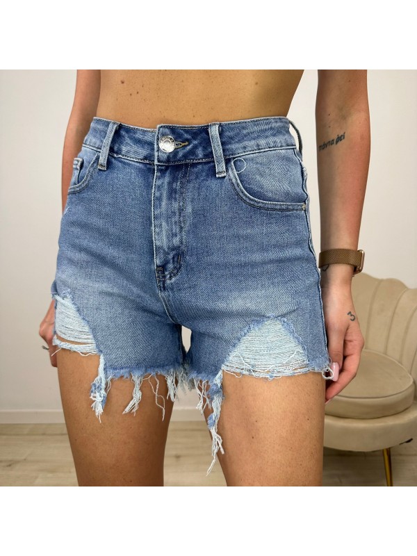SHORT IN DENIM