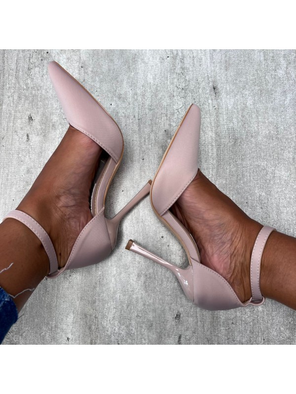 DèCOLLETè YLENIA NUDE